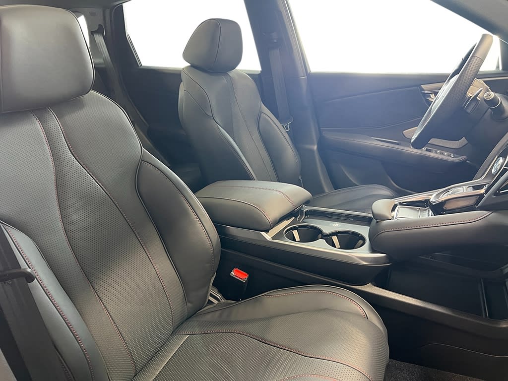 Thumbnail: 2025 Acura RDX - 38