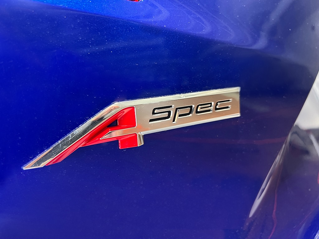 Thumbnail: 2025 Acura RDX - 20