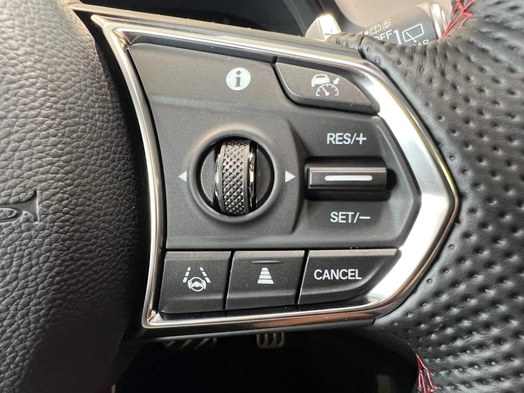 Thumbnail: 2025 Acura RDX - 24