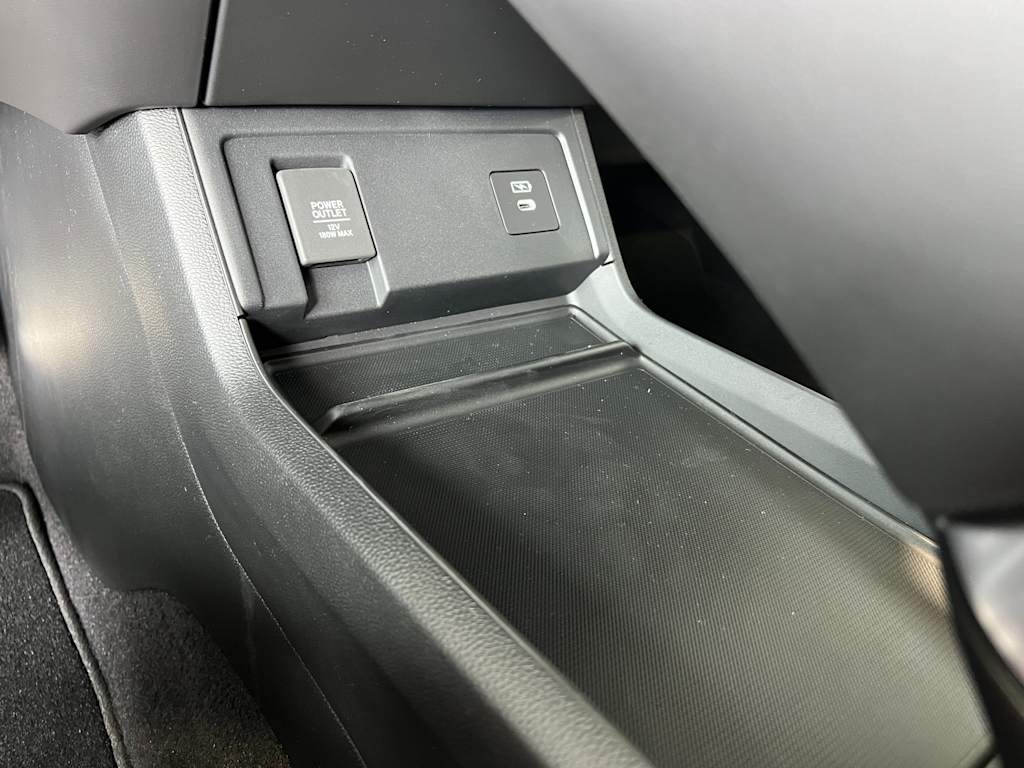 Thumbnail: 2025 Acura RDX - 29