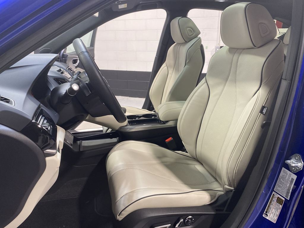 Thumbnail: 2025 Acura RDX - 12