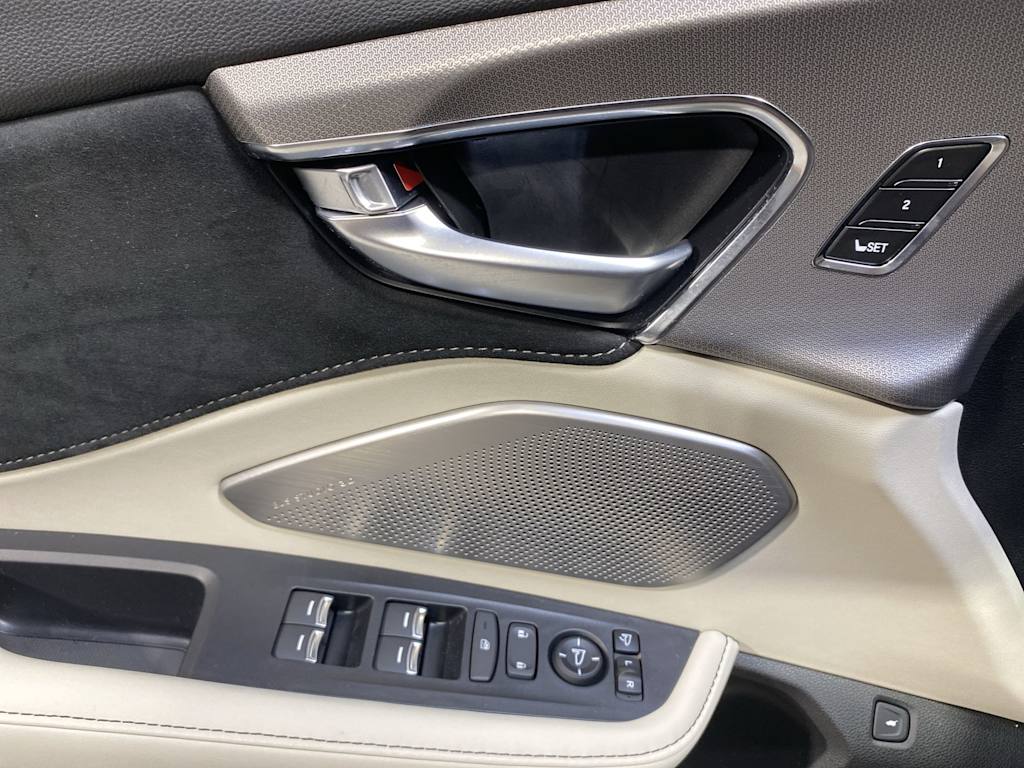 Thumbnail: 2025 Acura RDX - 23