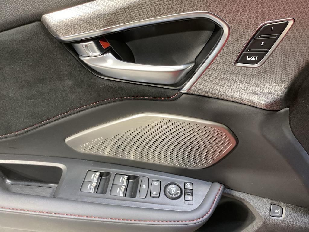 Thumbnail: 2025 Acura RDX - 23