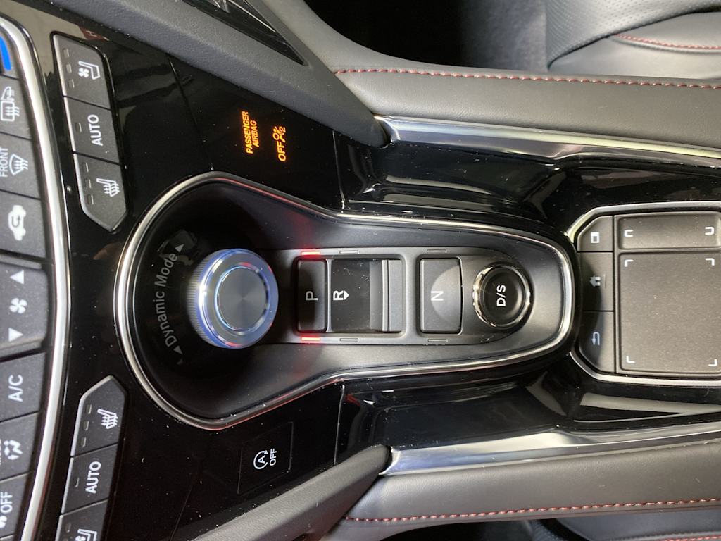 Thumbnail: 2025 Acura RDX - 15