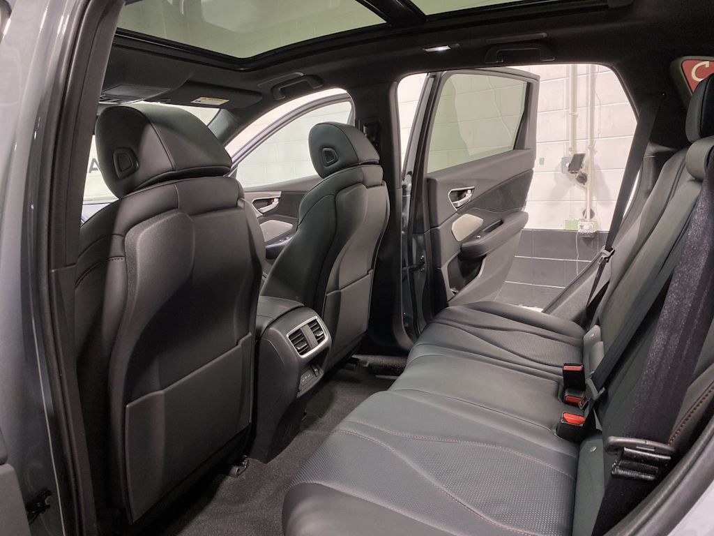 Thumbnail: 2025 Acura RDX - 13