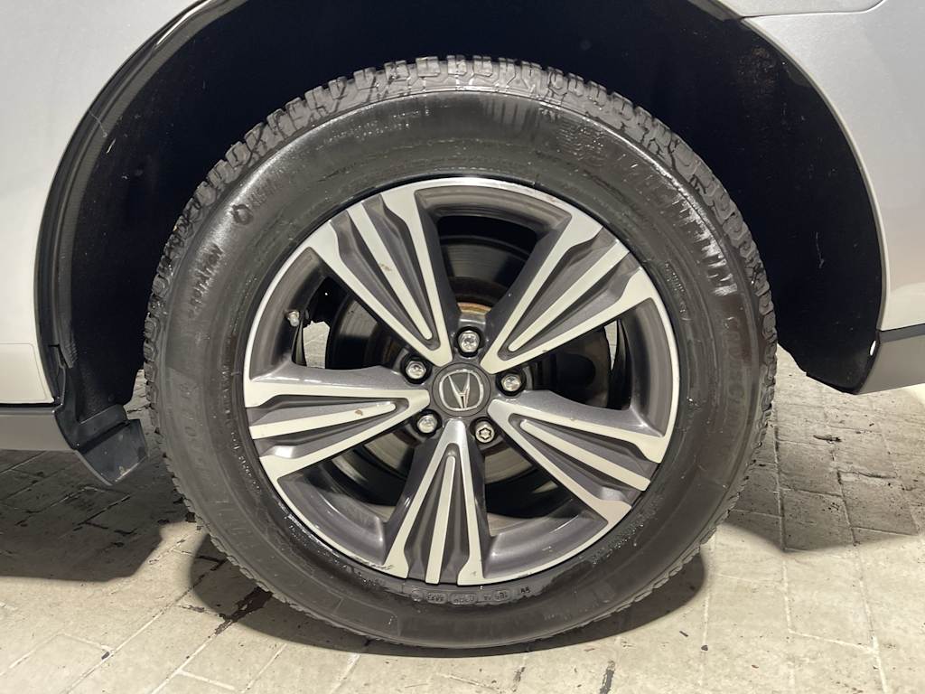 Thumbnail: 2018 Acura MDX - 8