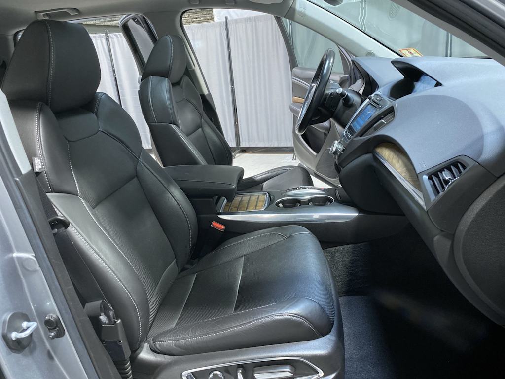 Thumbnail: 2020 Acura MDX - 21
