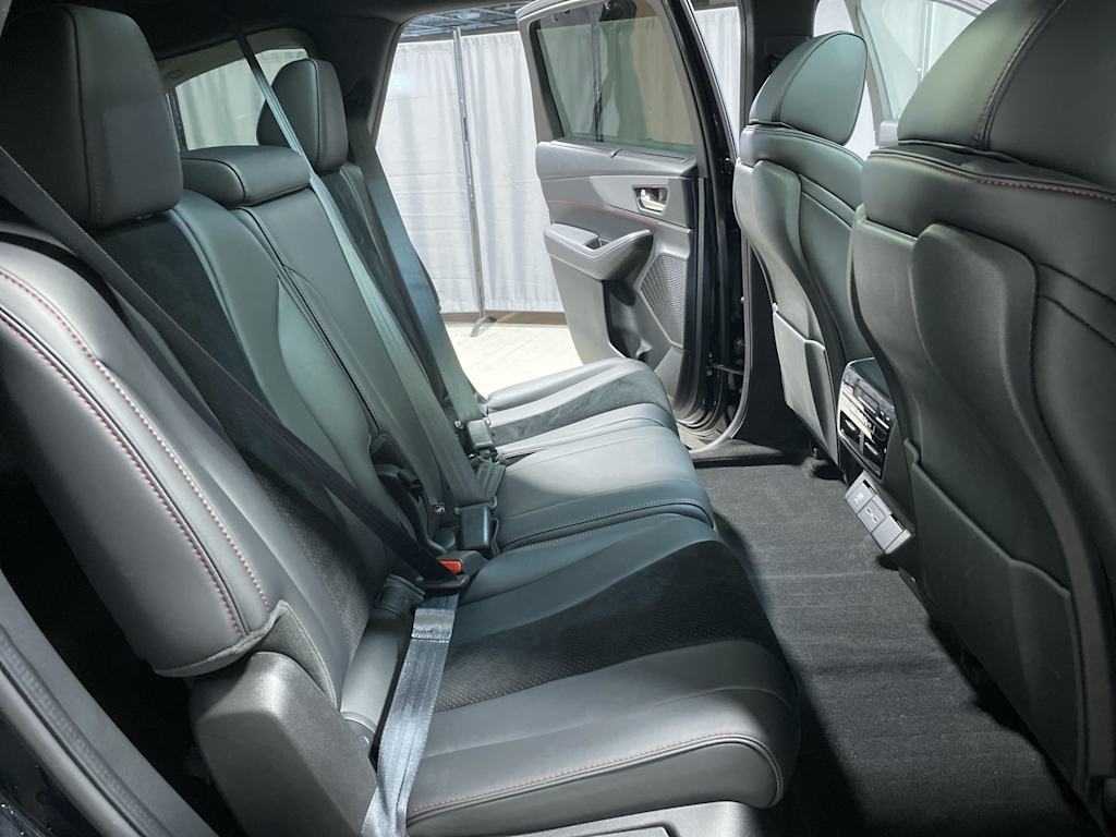 Thumbnail: 2023 Acura MDX - 18