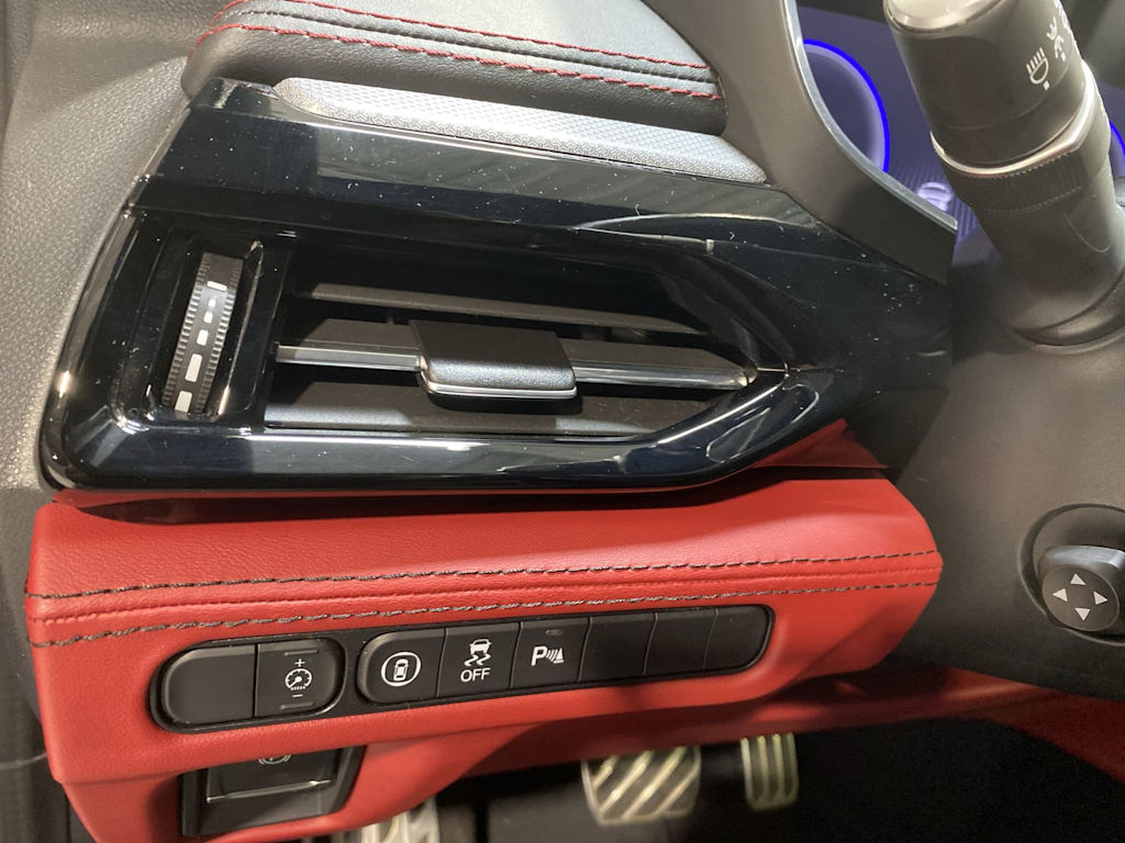 Thumbnail: 2024 Acura MDX - 24