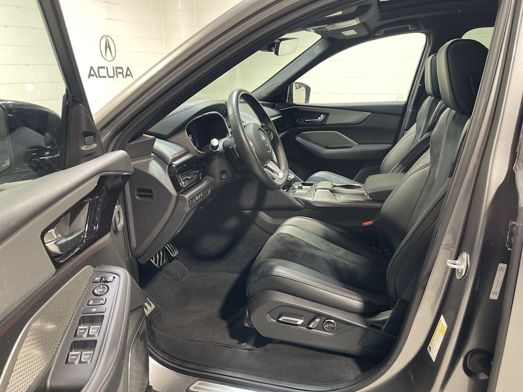 Thumbnail: 2023 Acura MDX - 11