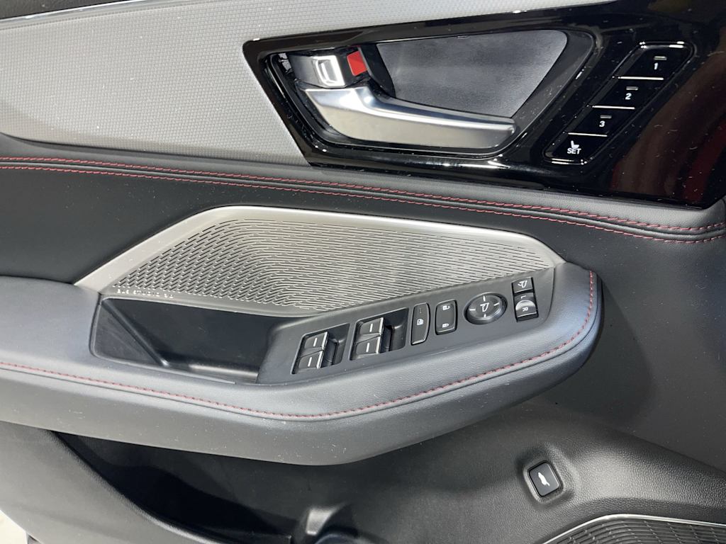 Thumbnail: 2023 Acura MDX - 23