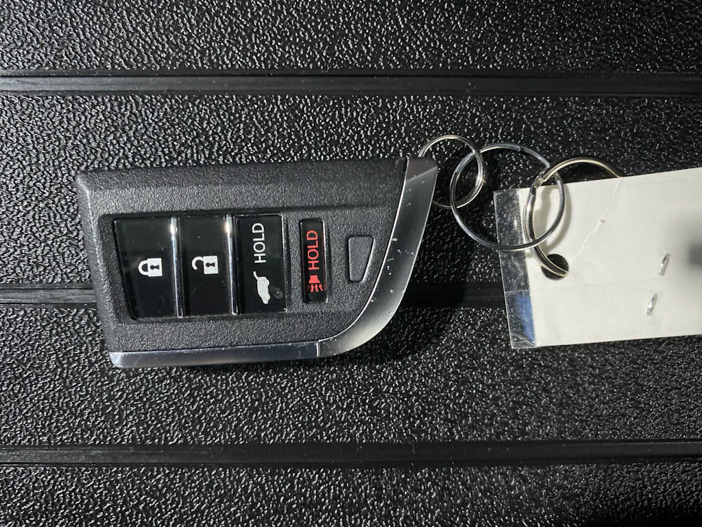 Thumbnail: 2023 Acura MDX - 21