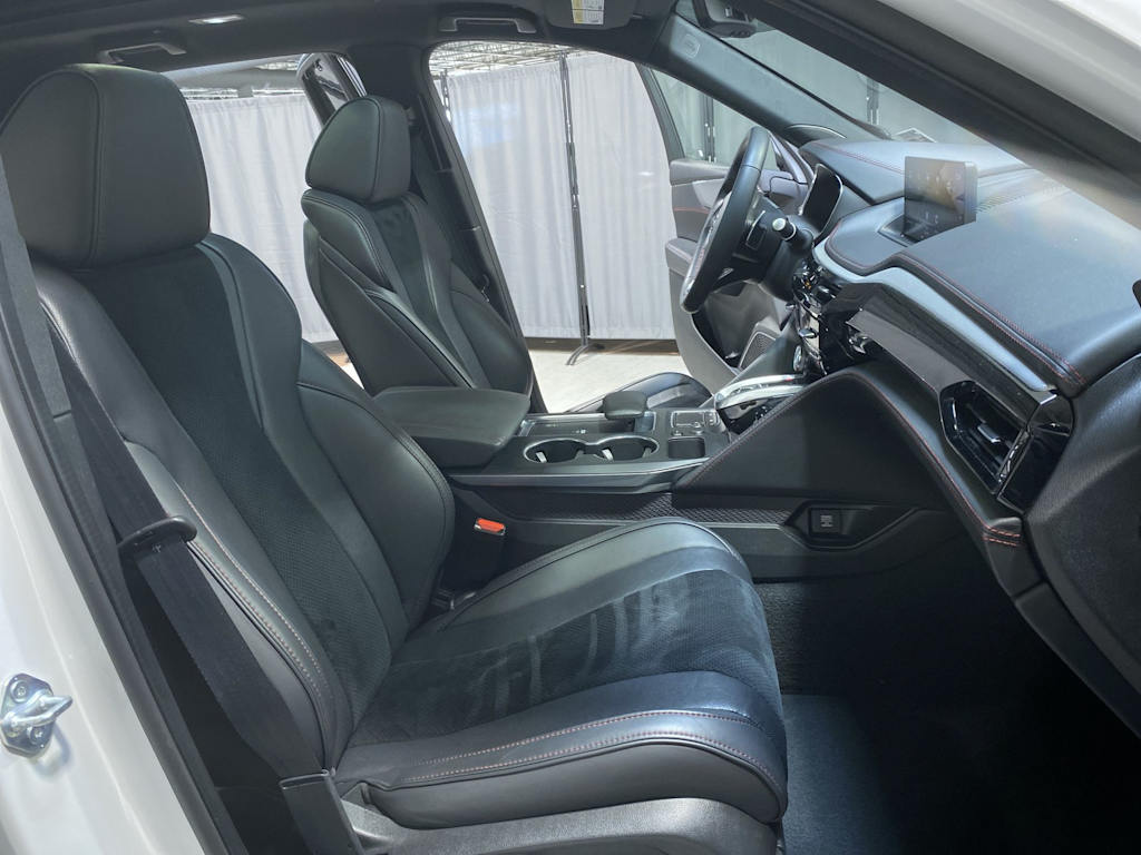 Thumbnail: 2023 Acura MDX - 20