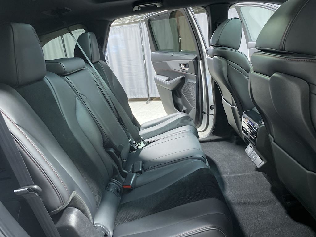 Thumbnail: 2023 Acura MDX - 19