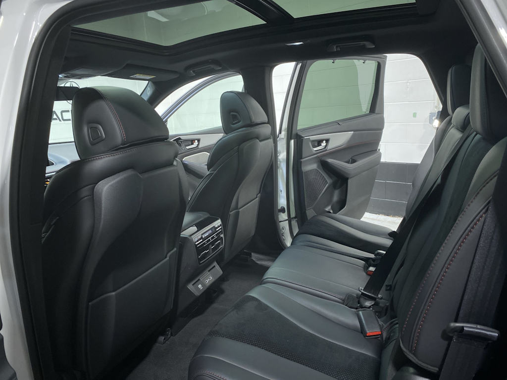 Thumbnail: 2023 Acura MDX - 13