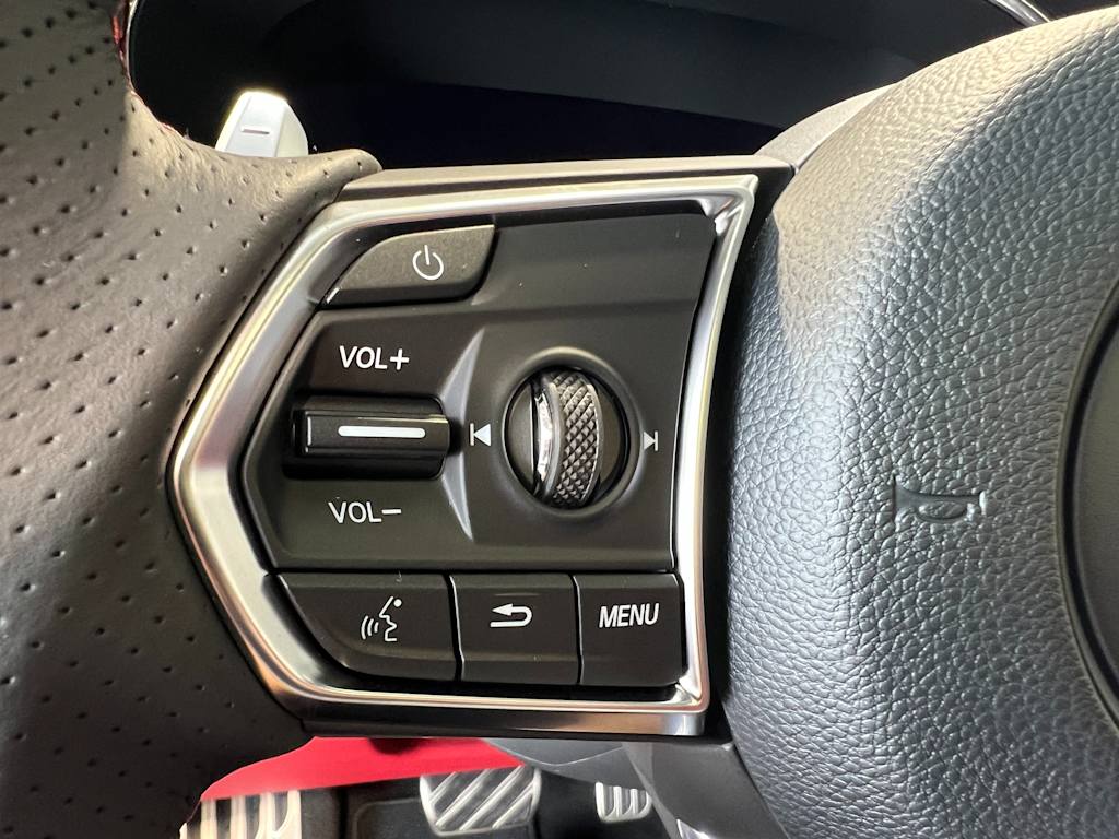 2025 Acura MDX Base 23
