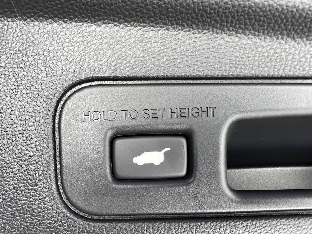 2025 Acura MDX Base 32