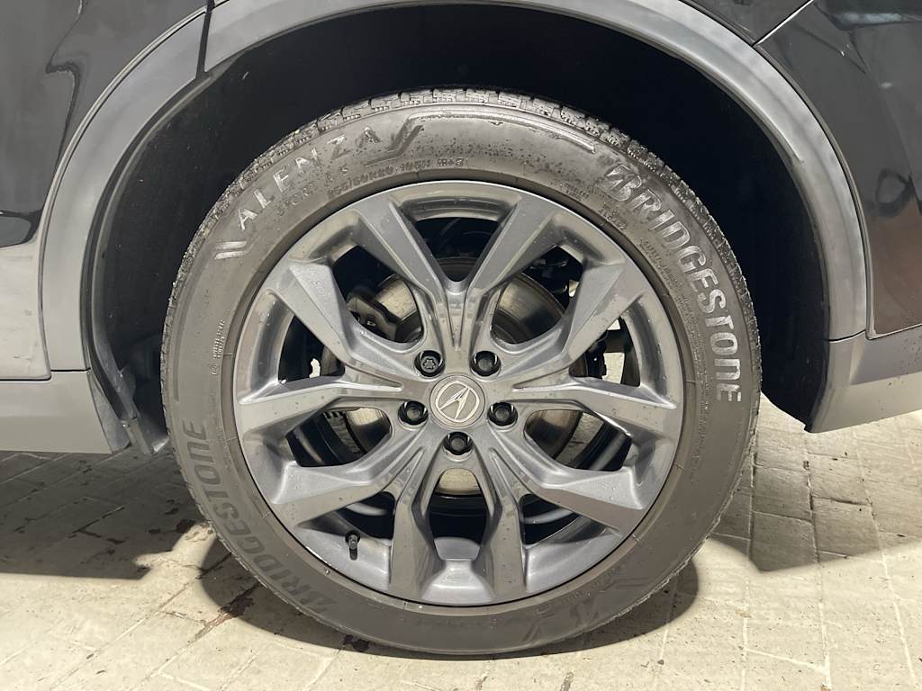 Thumbnail: 2023 Acura MDX - 8
