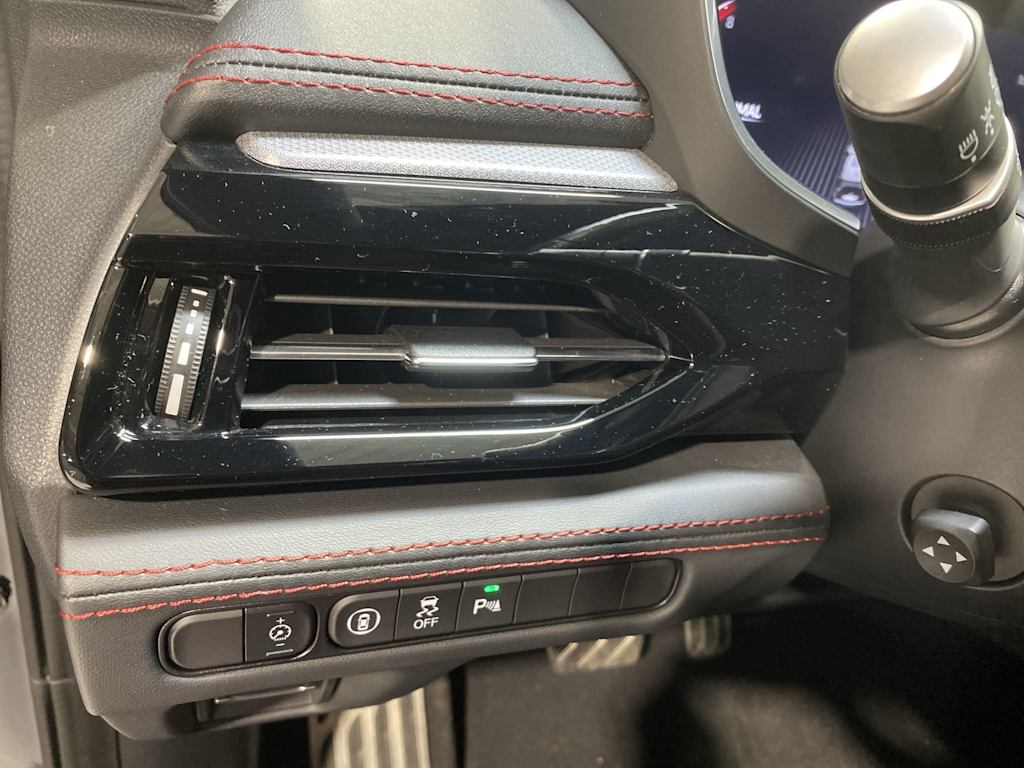 Thumbnail: 2023 Acura MDX - 24