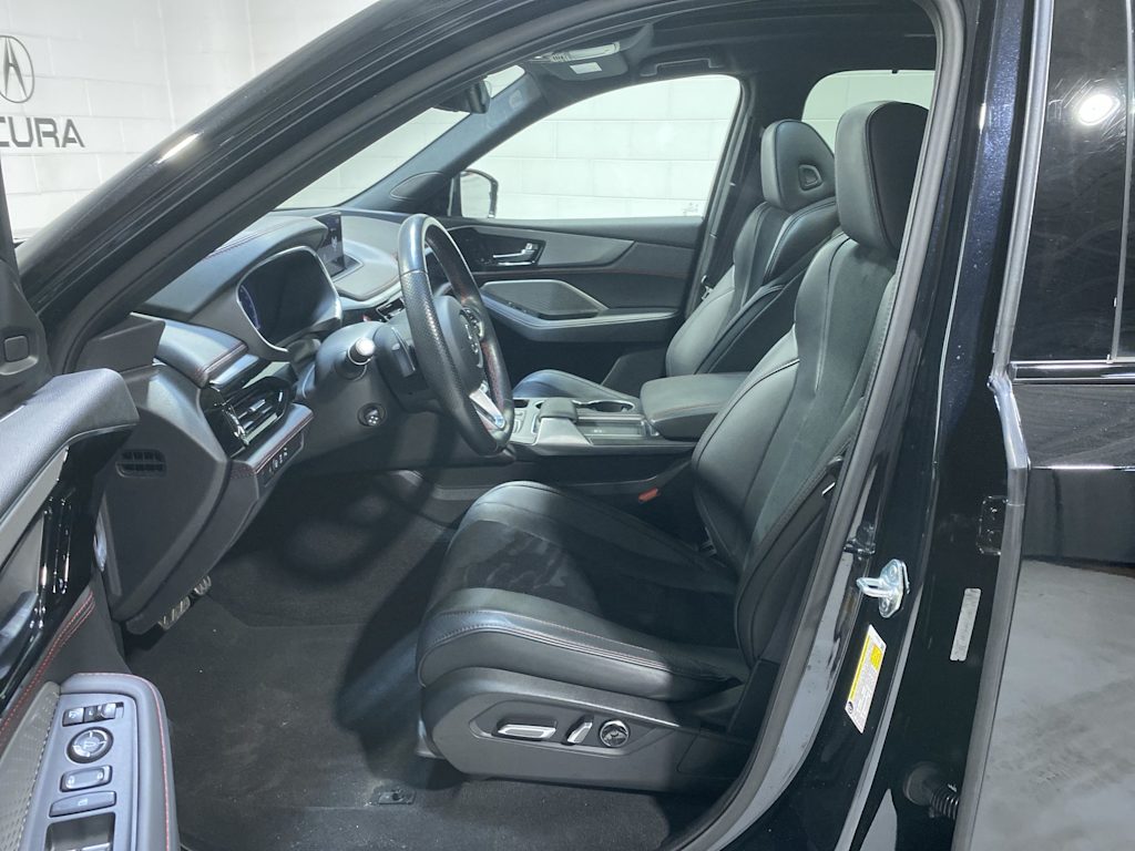 Thumbnail: 2023 Acura MDX - 11