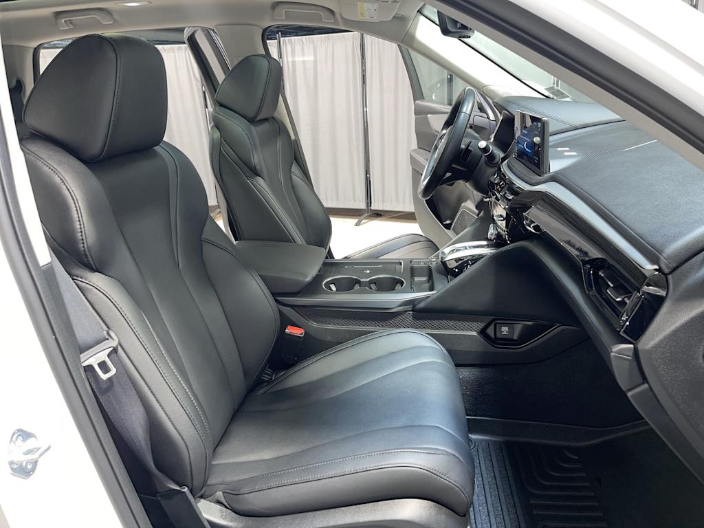 Thumbnail: 2025 Acura MDX - 20