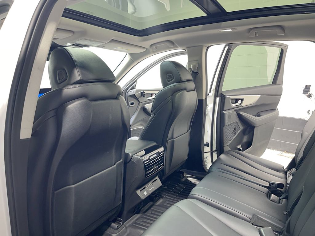 Thumbnail: 2025 Acura MDX - 13