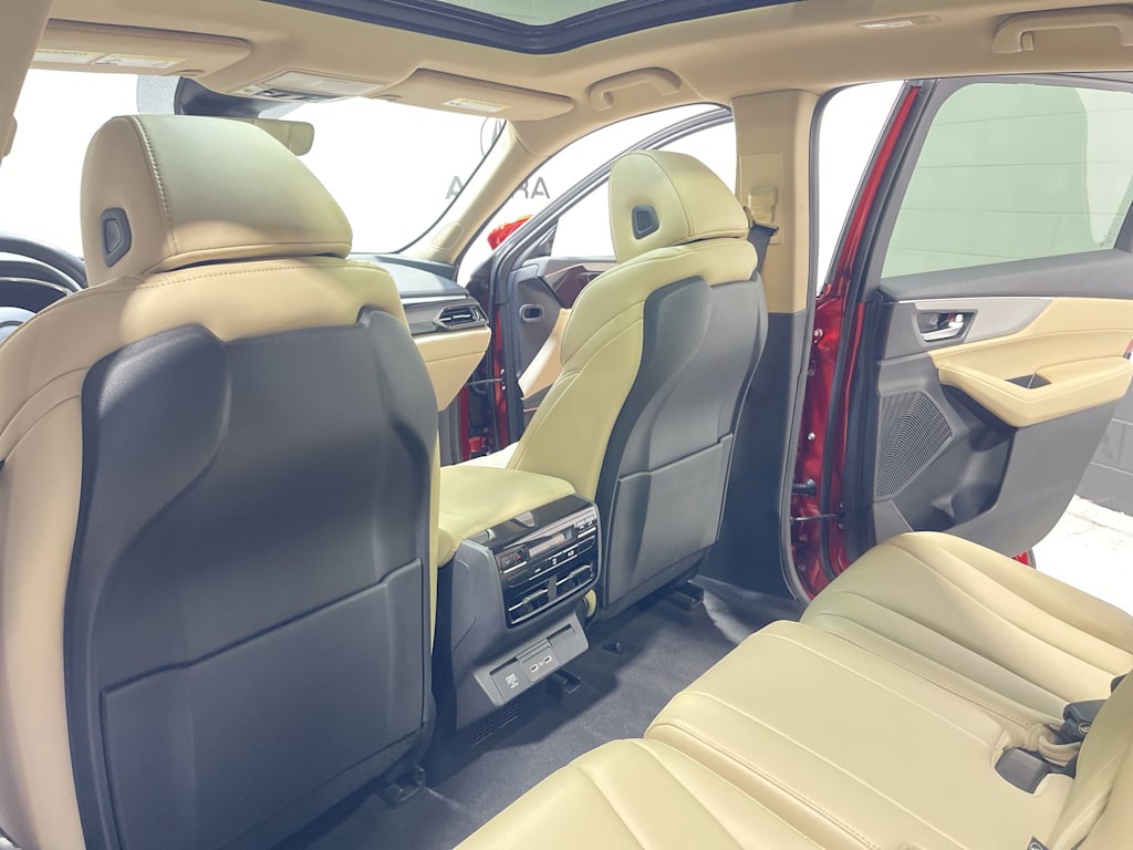 Thumbnail: 2023 Acura MDX - 12