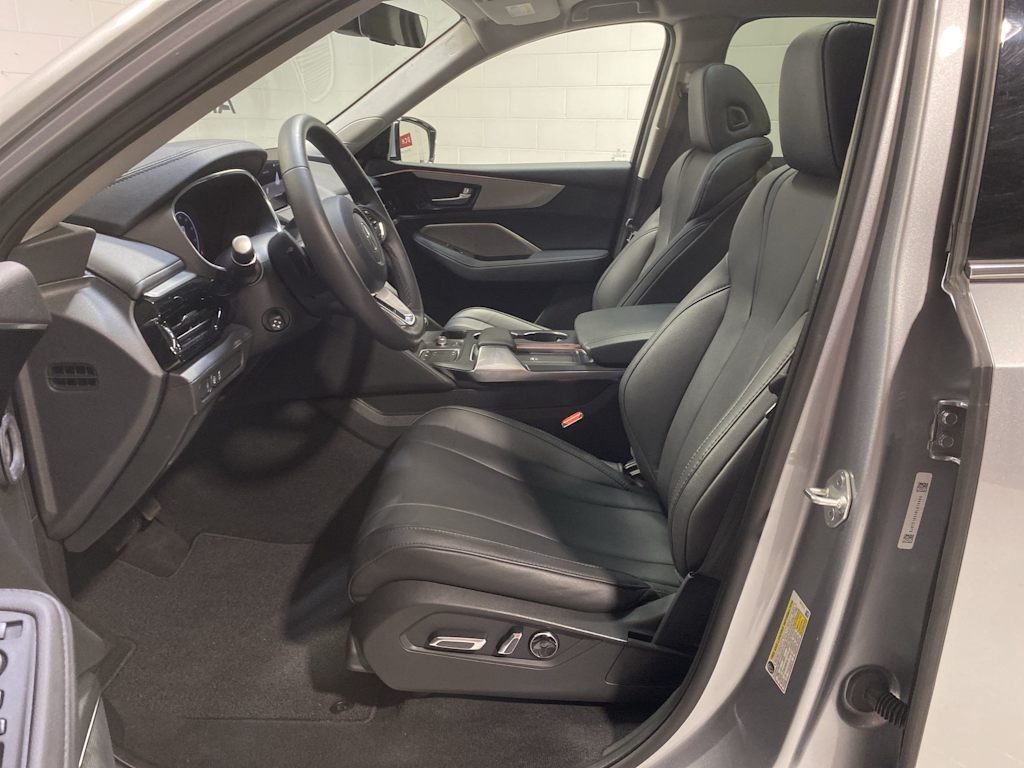 Thumbnail: 2024 Acura MDX - 11