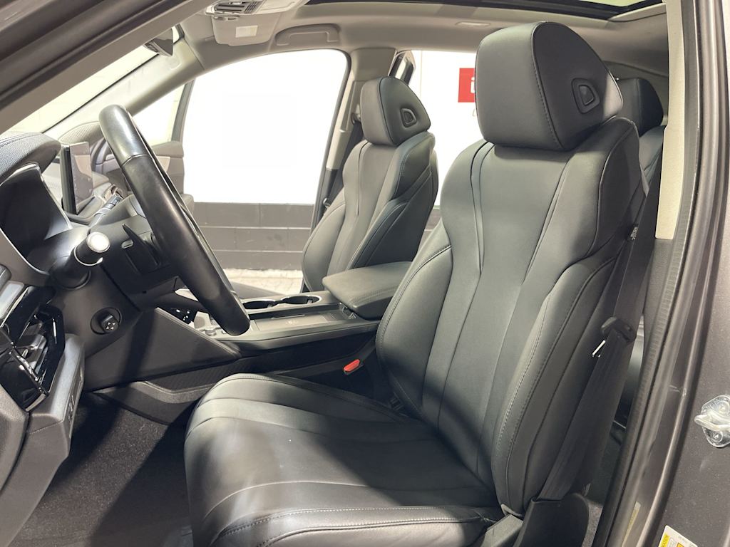 Thumbnail: 2025 Acura MDX - 12