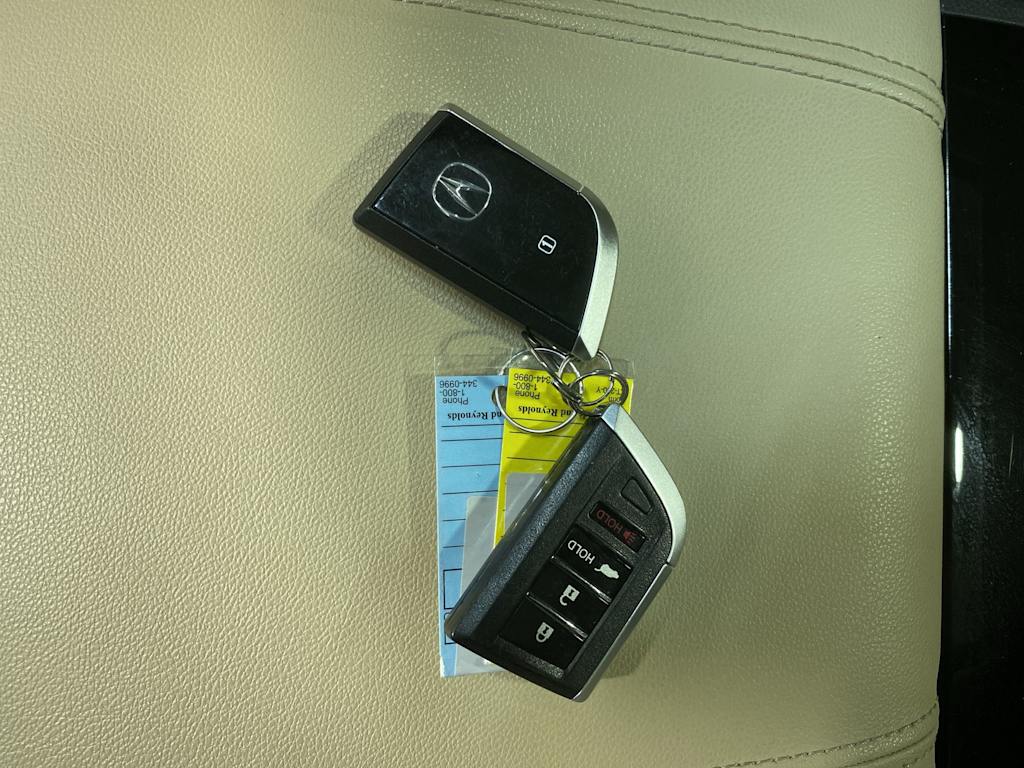 Thumbnail: 2023 Acura MDX - 16