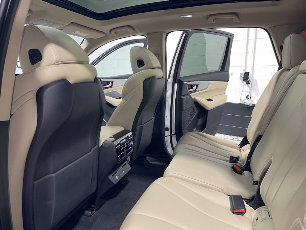 Thumbnail: 2025 Acura MDX - 13
