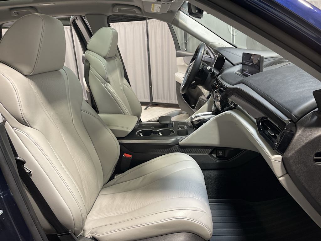 Thumbnail: 2022 Acura MDX - 20