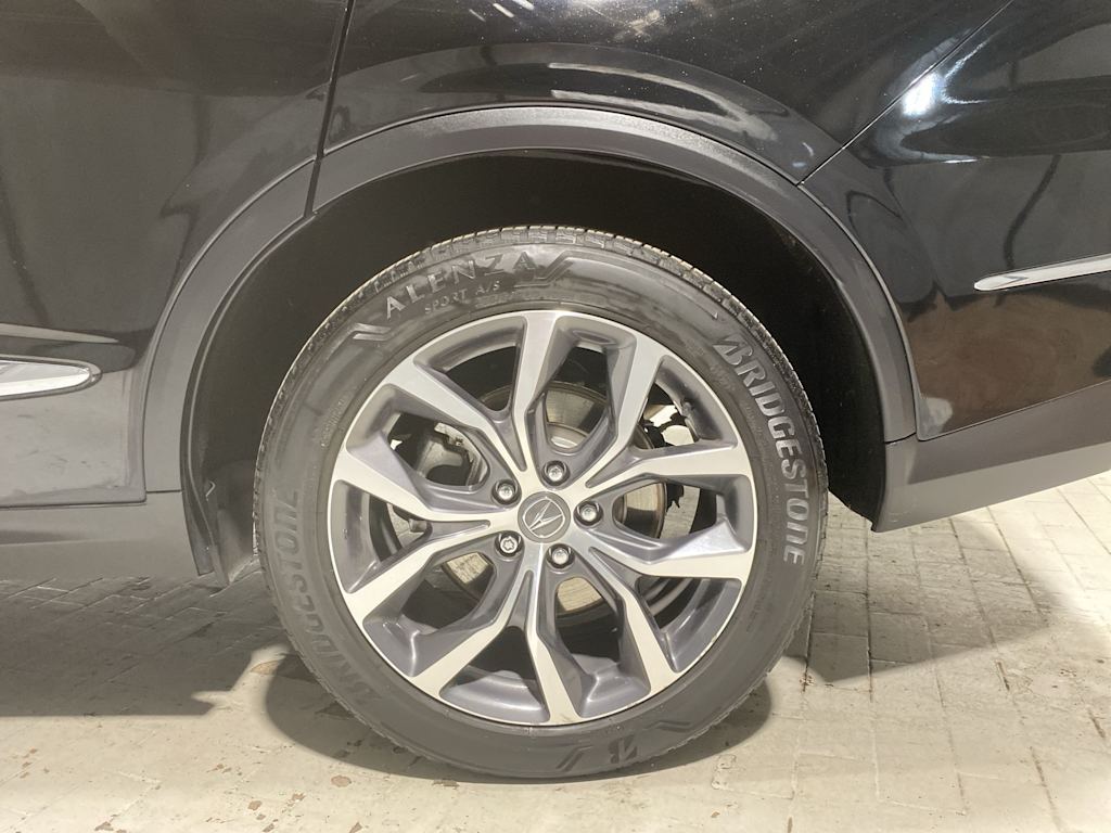 Thumbnail: 2023 Acura MDX - 8