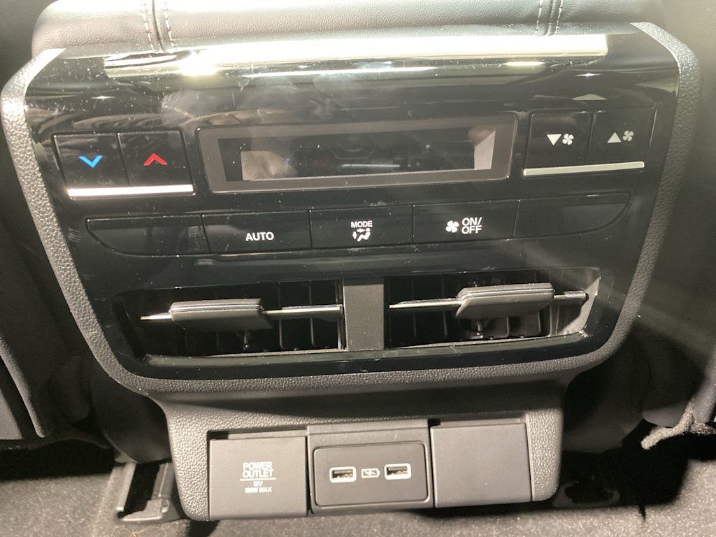 Thumbnail: 2023 Acura MDX - 25