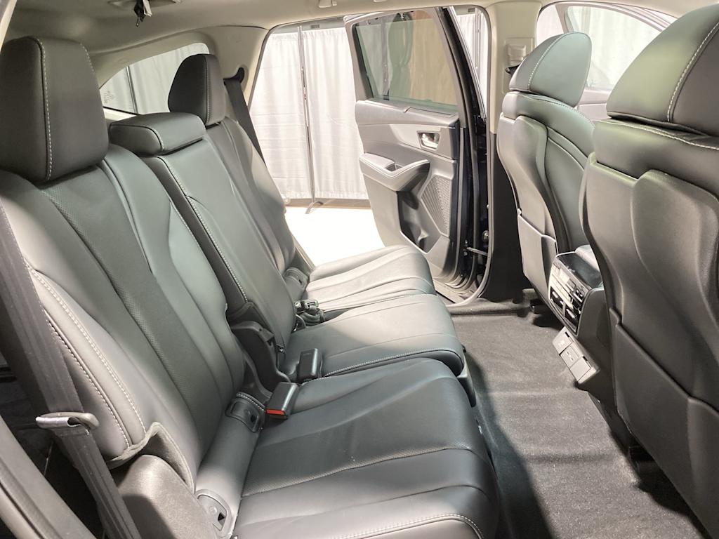 Thumbnail: 2023 Acura MDX - 19