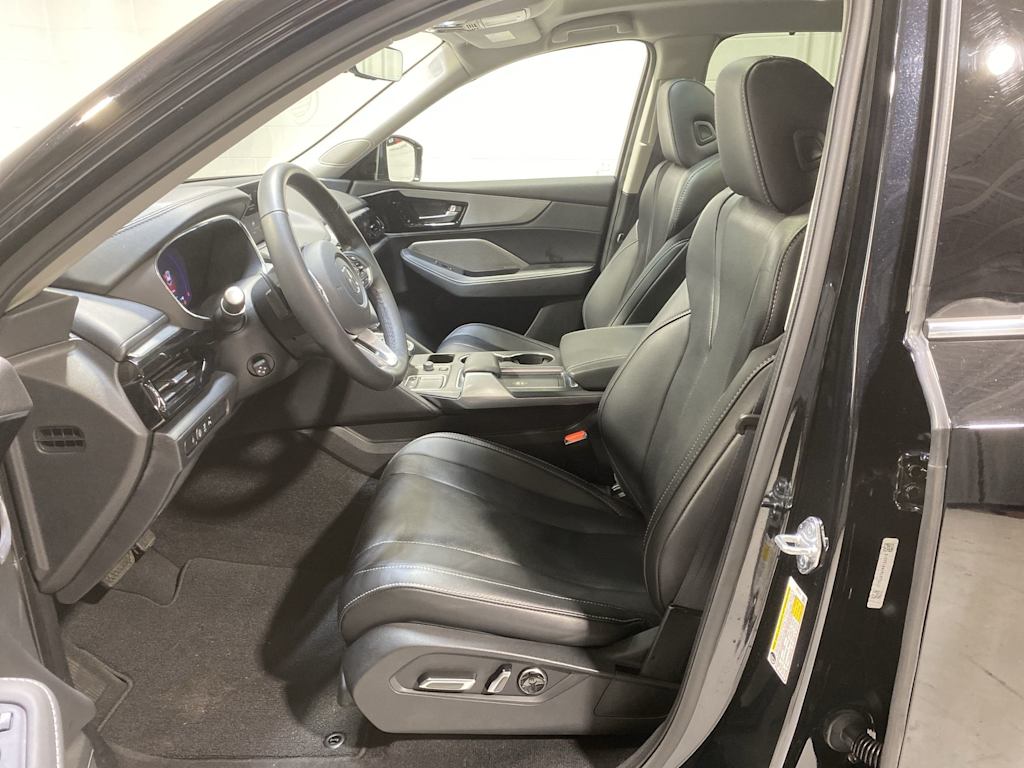 Thumbnail: 2023 Acura MDX - 11