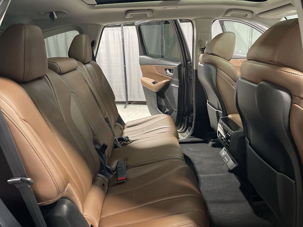 Thumbnail: 2023 Acura MDX - 18