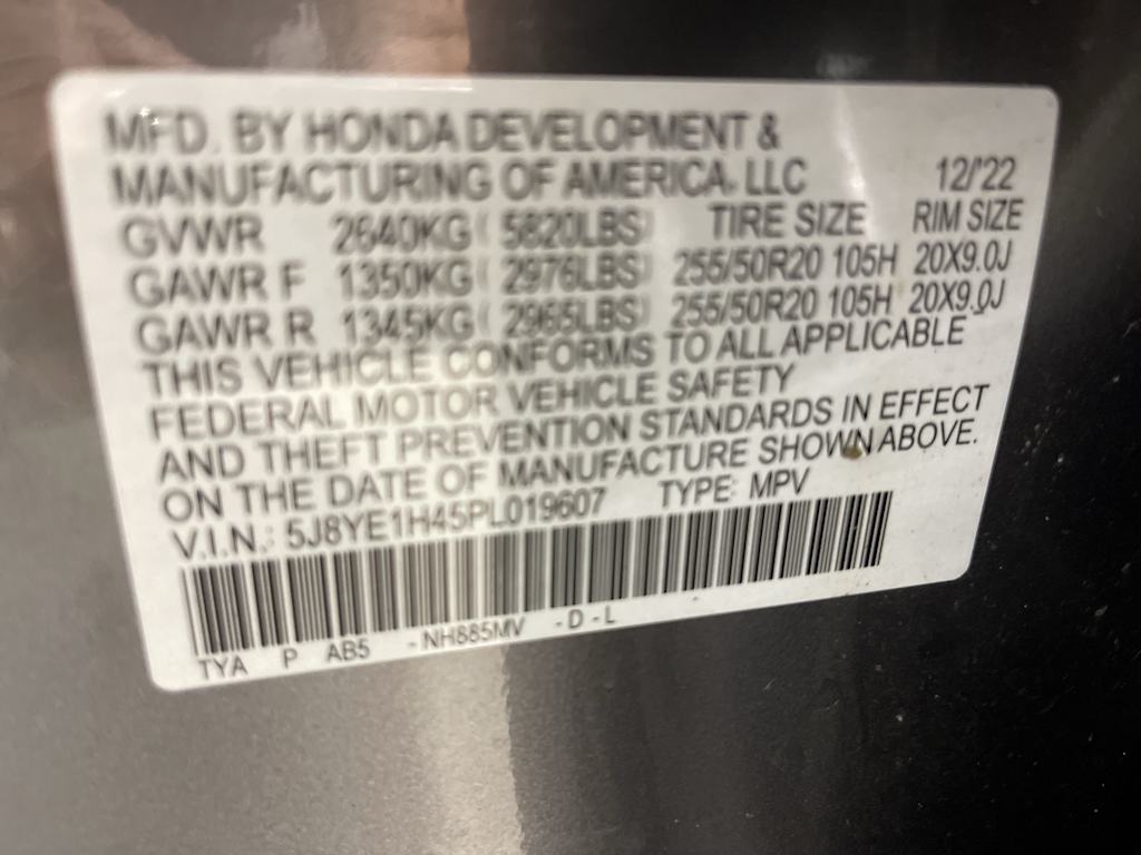 Thumbnail: 2023 Acura MDX - 17