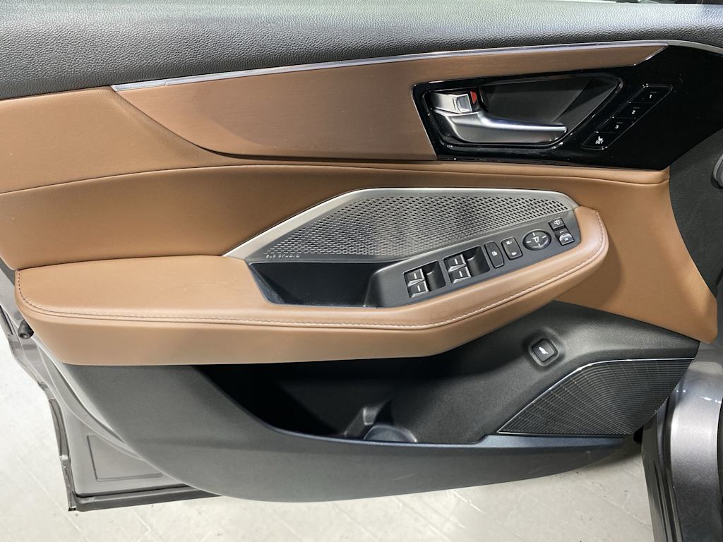 2022 Acura MDX Base 22