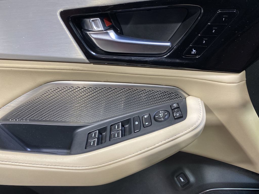 Thumbnail: 2023 Acura MDX - 23