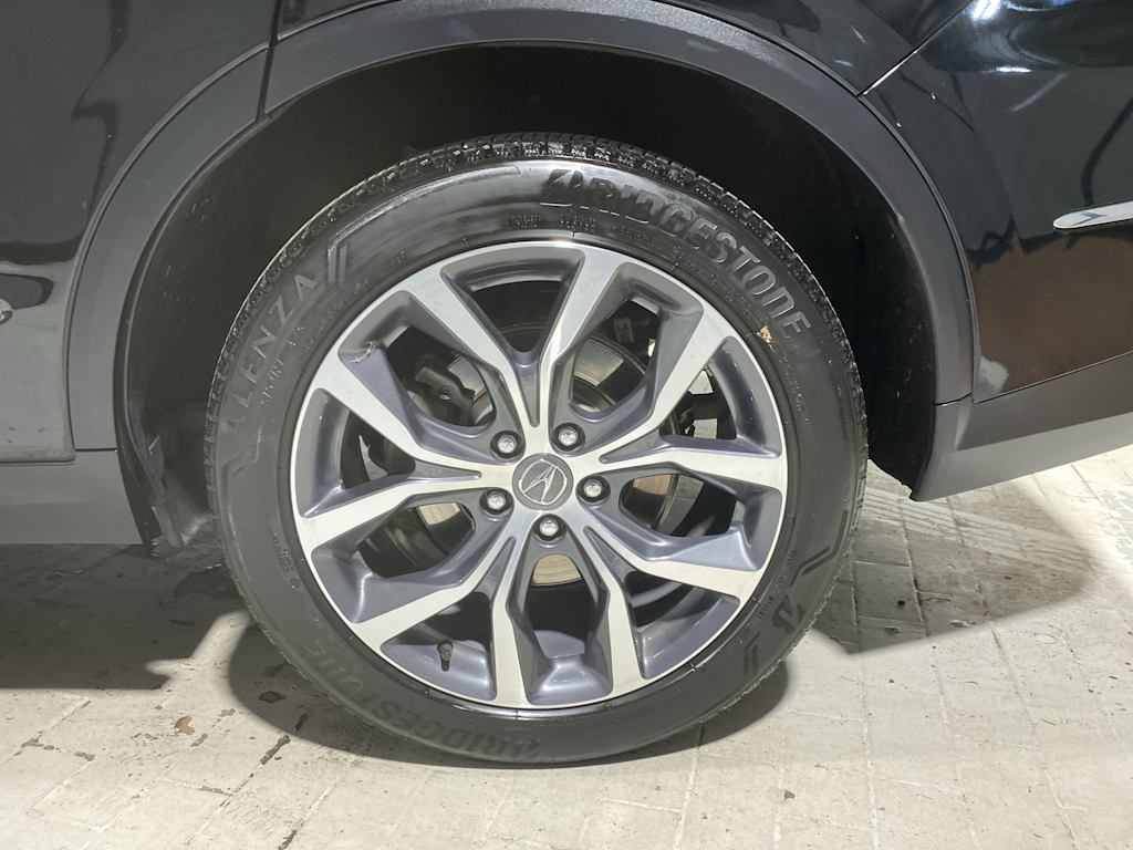 Thumbnail: 2023 Acura MDX - 8