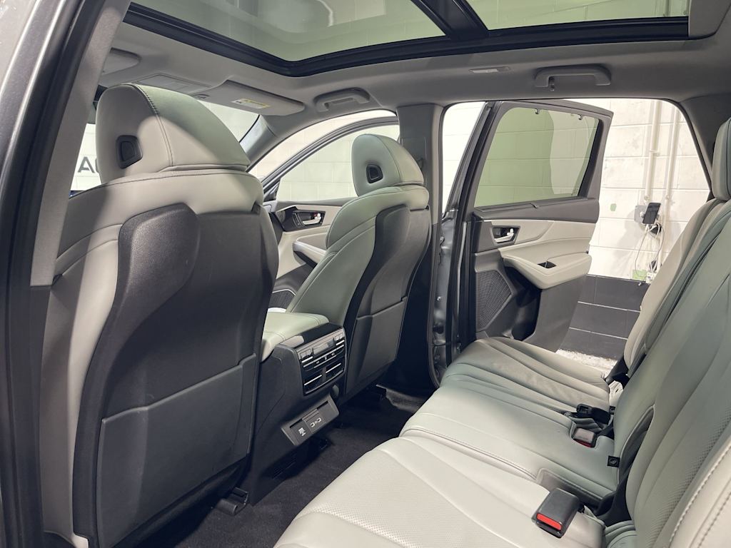 Thumbnail: 2022 Acura MDX - 13