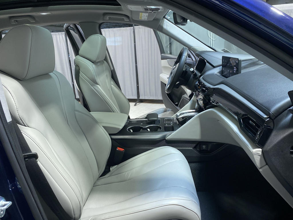 Thumbnail: 2024 Acura MDX - 20
