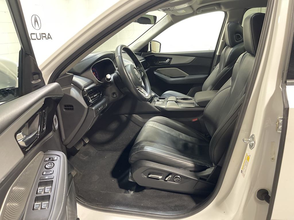 Thumbnail: 2023 Acura MDX - 11