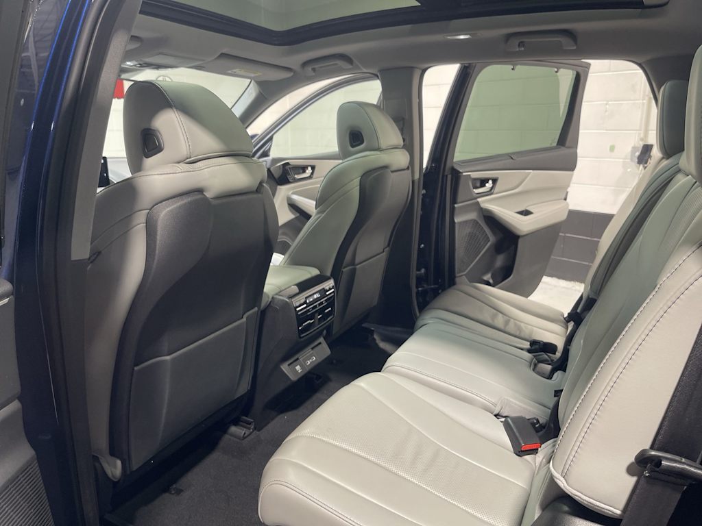 Thumbnail: 2024 Acura MDX - 13