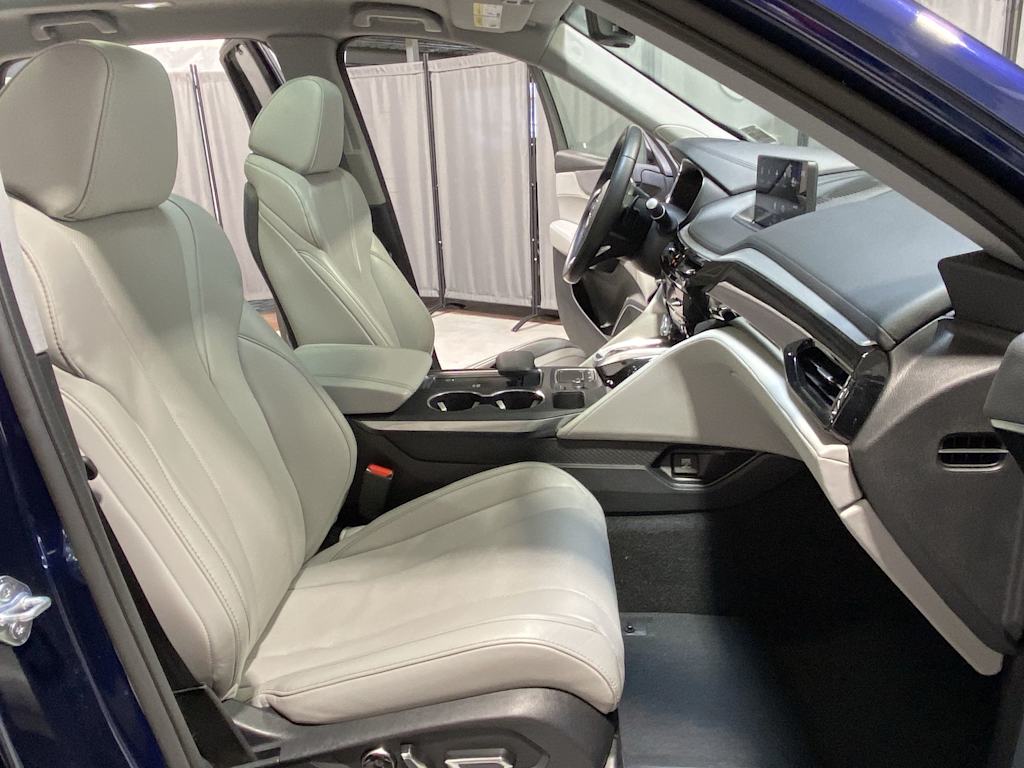 Thumbnail: 2023 Acura MDX - 20