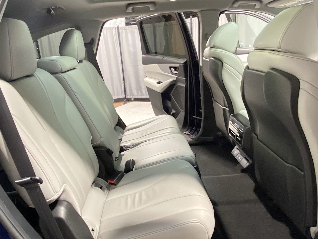 Thumbnail: 2023 Acura MDX - 19