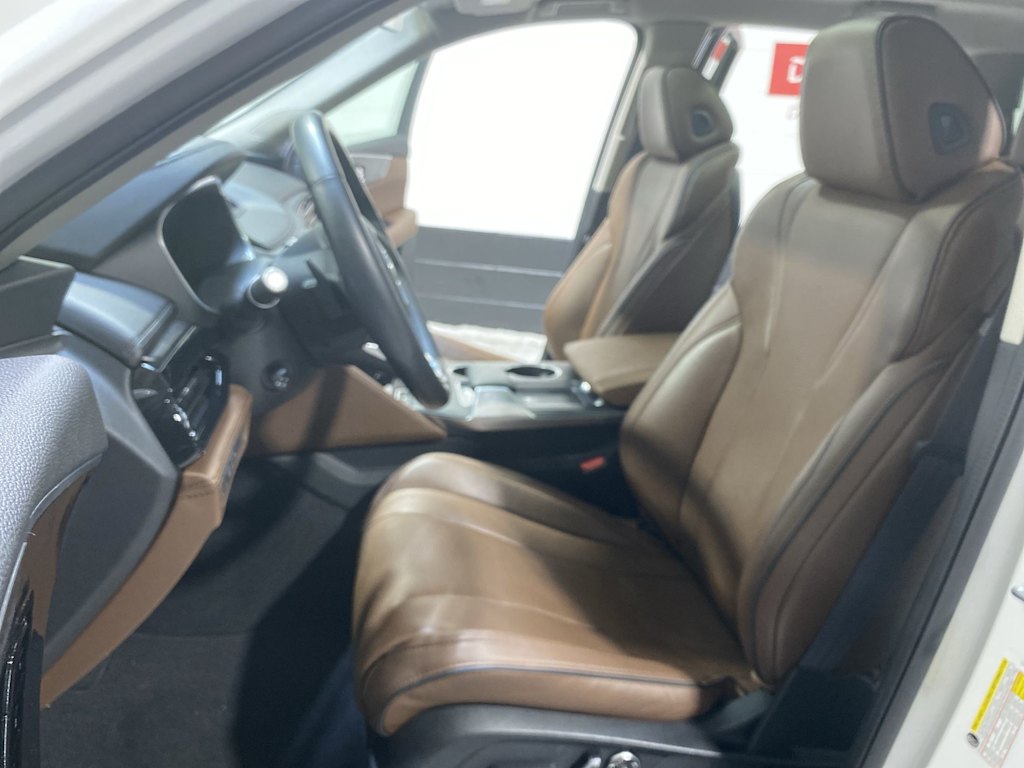 Thumbnail: 2023 Acura MDX - 12