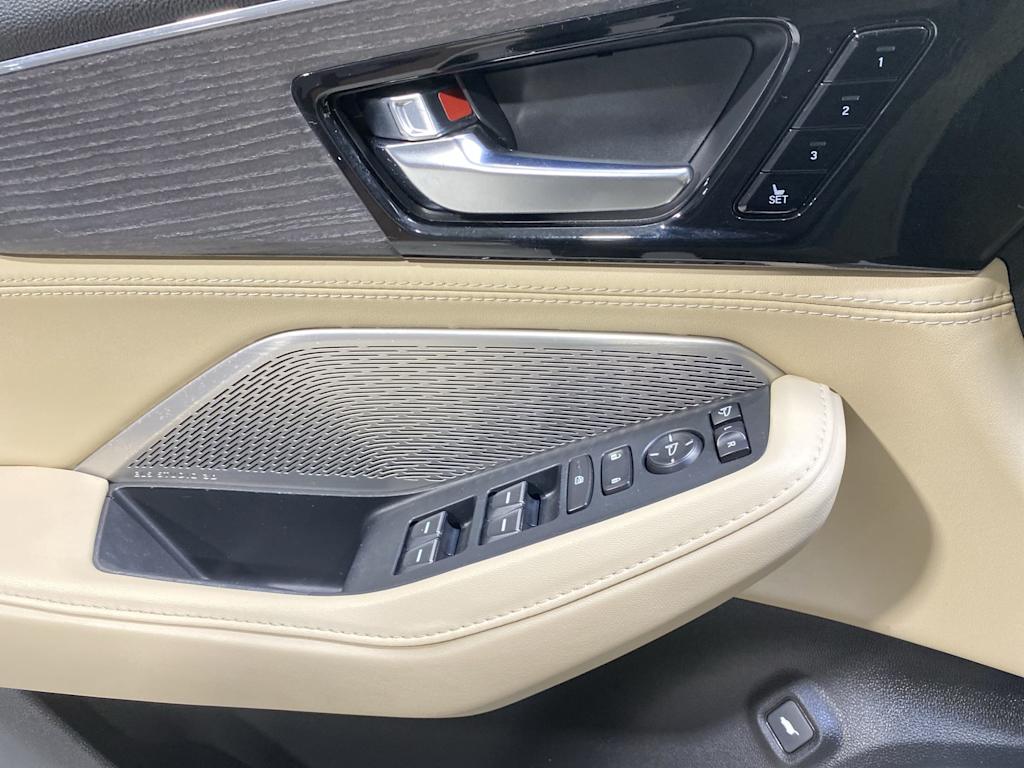 Thumbnail: 2023 Acura MDX - 23