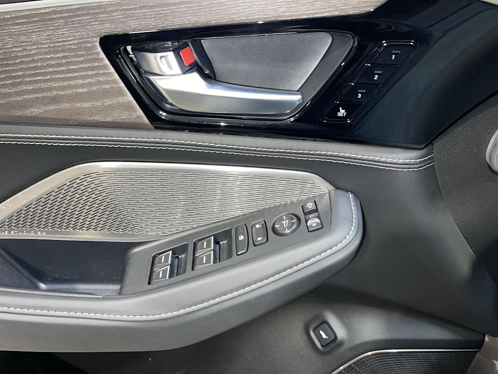 Thumbnail: 2024 Acura MDX - 23